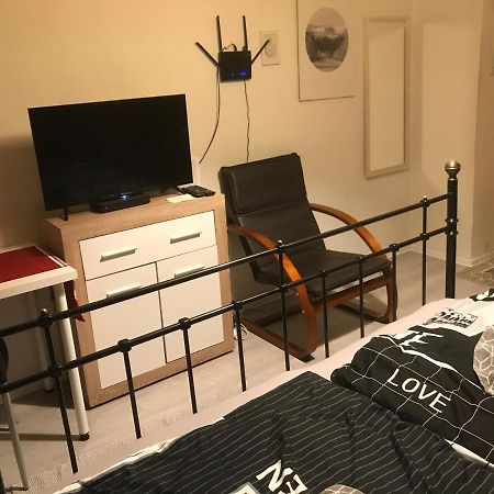 Апартаменти Jazmin Apartman Печ Екстер'єр фото