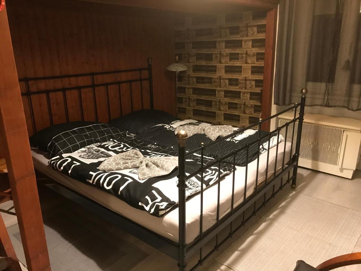 Апартаменти Jazmin Apartman Печ Екстер'єр фото