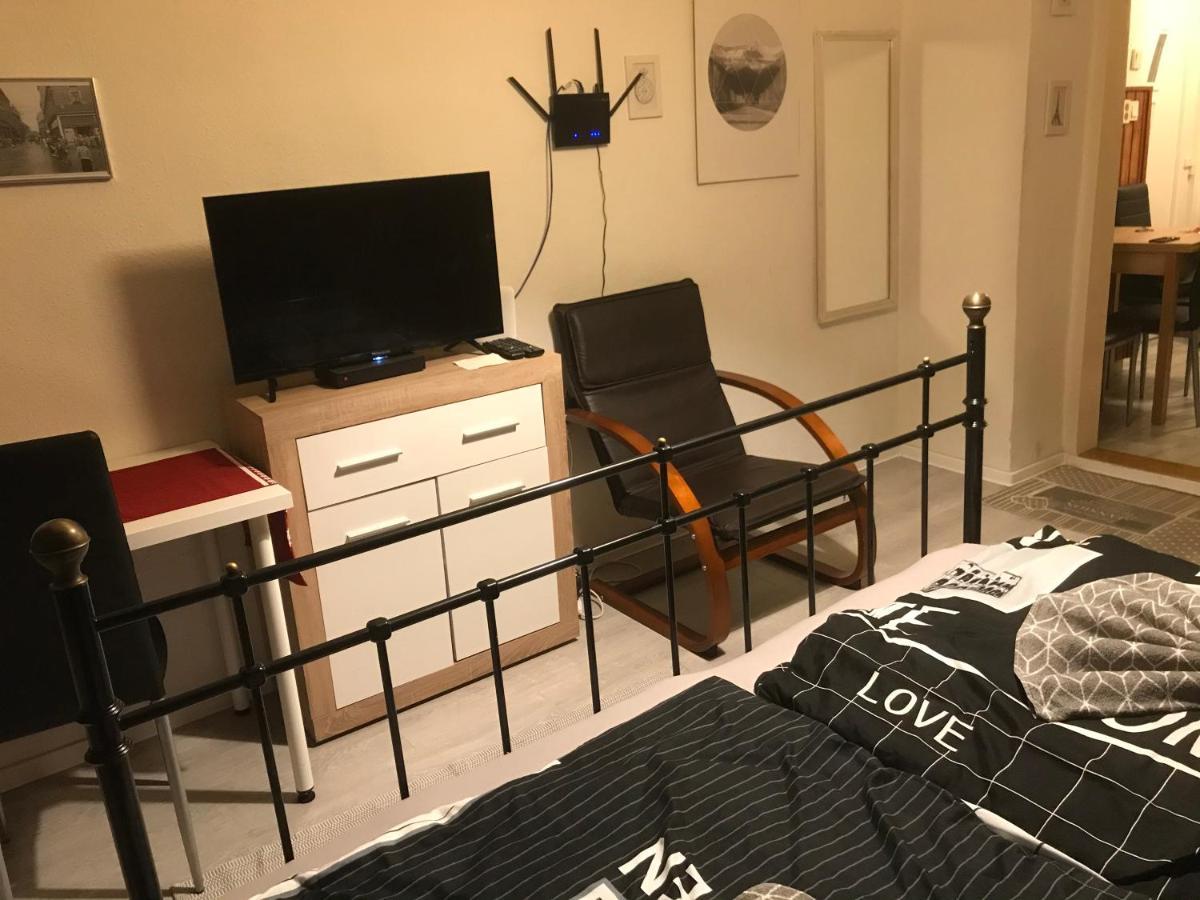 Апартаменти Jazmin Apartman Печ Екстер'єр фото